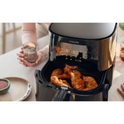 Philips Essential Airfryer XL HD9270/70 17 Philips Essential Airfryer XL HD9270/70 -Keuken Gerelateerd 212 9270 7 1